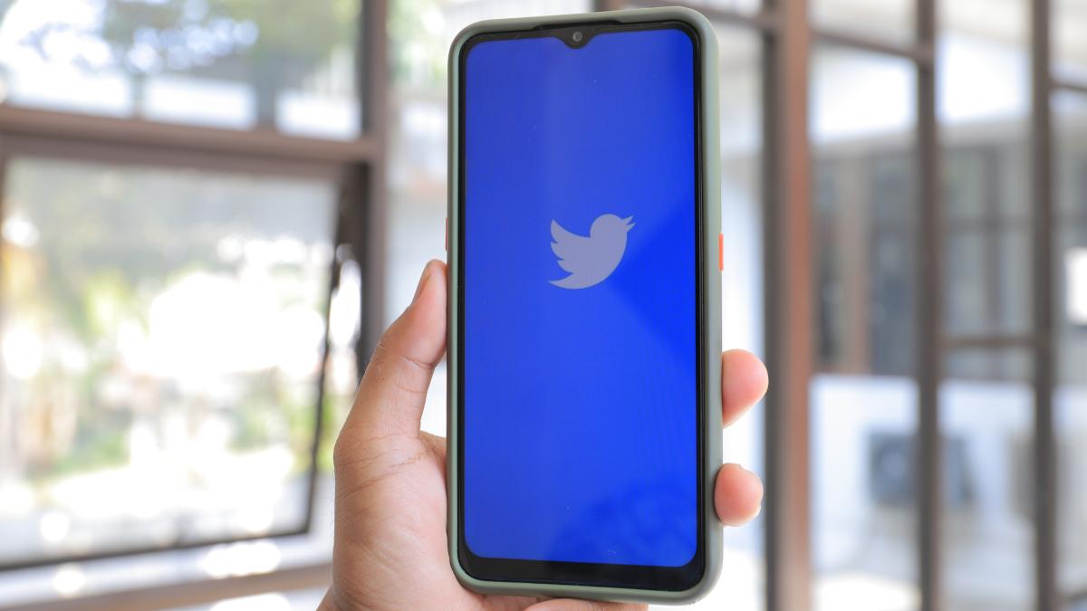Twitter data breach: exposed the data of 5.4 million accounts | White Blue Ocean